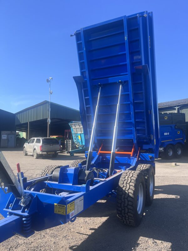 NC 14Ton Dump trailer. - Image 3