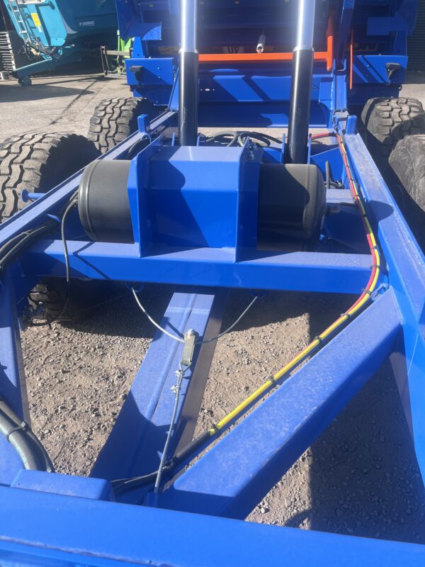 NC 14Ton Dump trailer. - Image 4